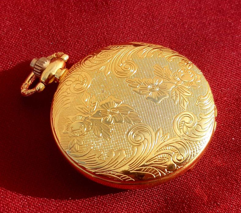 Lindissimo Relógio de Bolso, Dourado