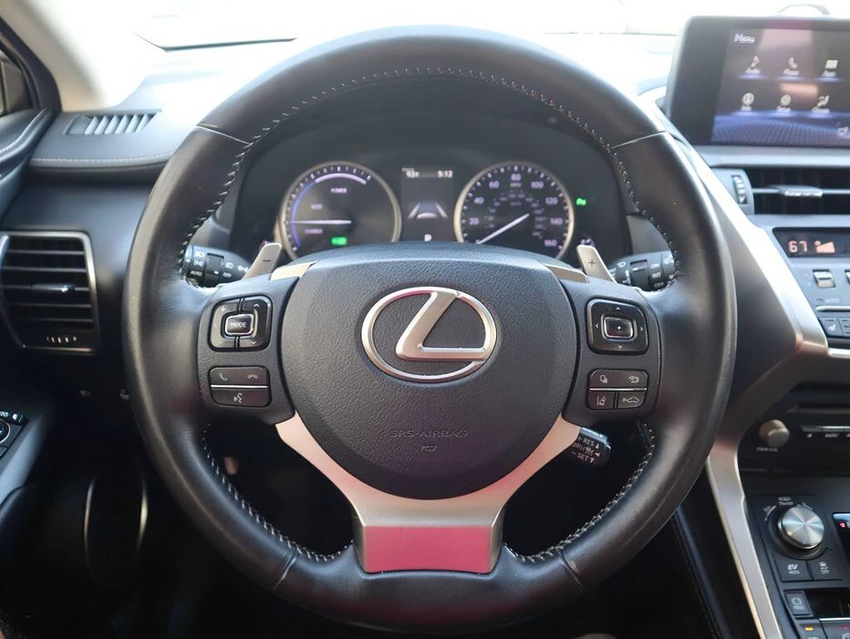 Lexus NX 300h      2019