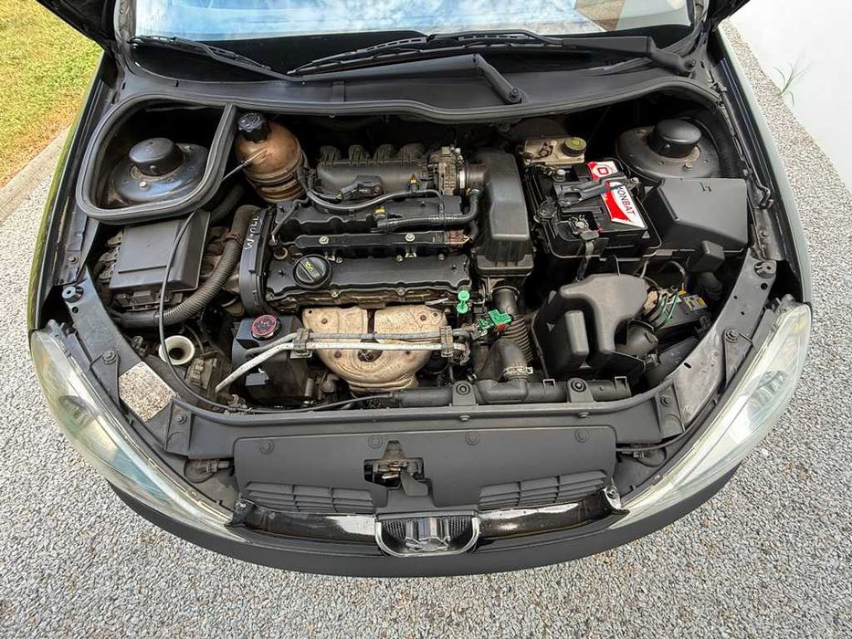 Peugeot 206 1.4i 16v 90Cv ACP 100anos 180.000Km 03/2004