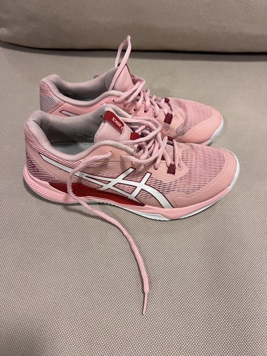 жіночі волейбольні кросівки Asics Gel-Tactic US8, Euro 39,5