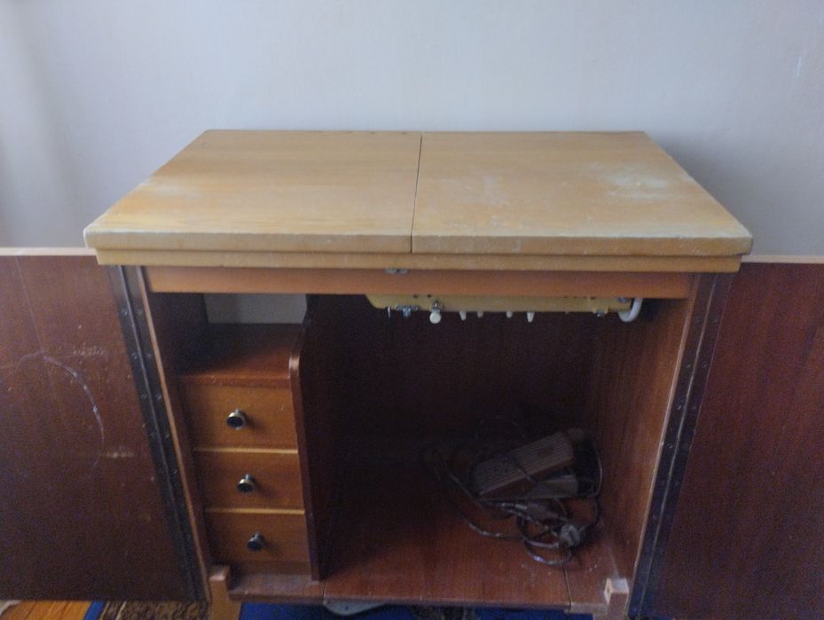 Швейна машинка Singer 412