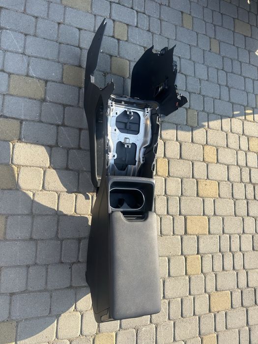 Салон для Subaru solterra