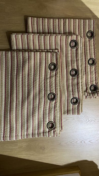 Três cortinados Gato Preto