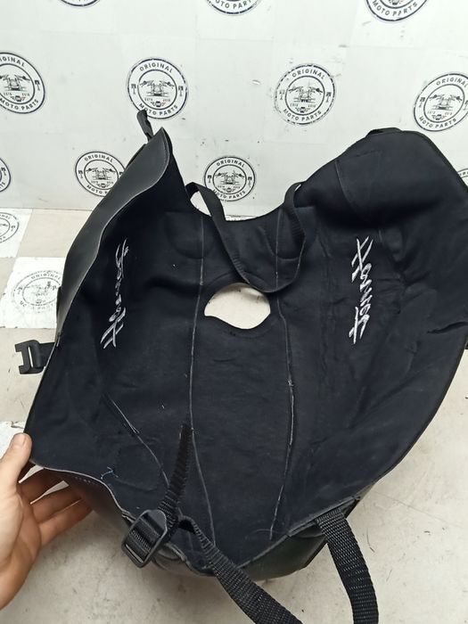 Capa depósito Honda Hornet