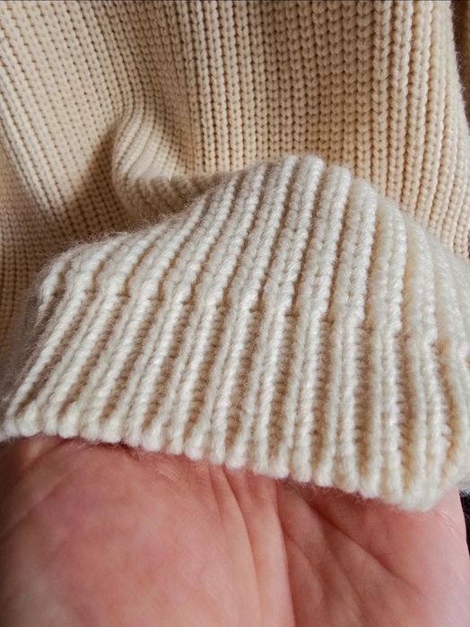 Sweter wełniany handmade 42 ciepły kremowy