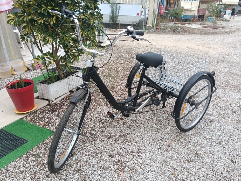 Bicicleta Triciclo de adulto - Como Nova