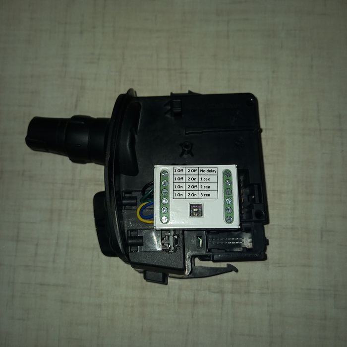 Підрульовий перемикач Renault Kangoo Clio Modus Рено Кенго Кліо