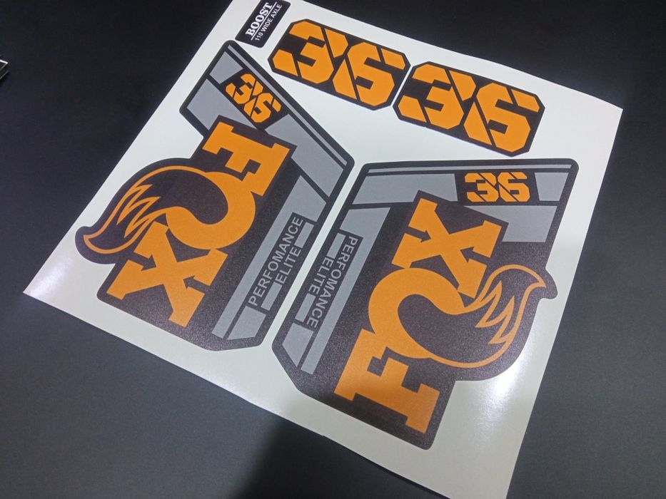 Наккейки на вилку Фокс 36 fox матовые