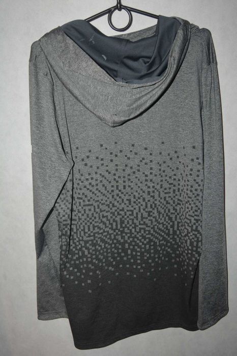 3* Sportowa bluzka z kapturem Nike M