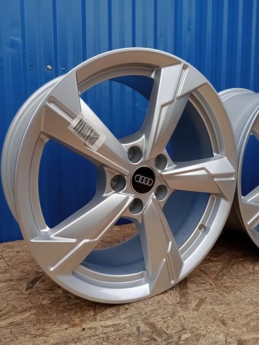 Felgi Aluminiowe AUDI 5x112 r18 8j et39 a3 a4 a5 a6 a7 a8 q2 q3 q5