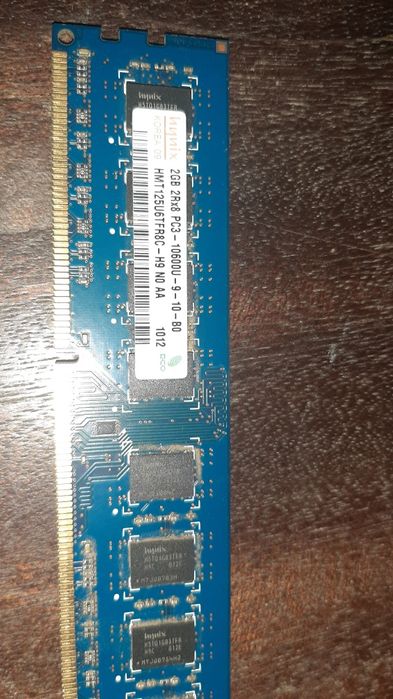 Оперативная память для ПК DIMM DDR3 2GB 1333MHz pc-10600  2 штуки