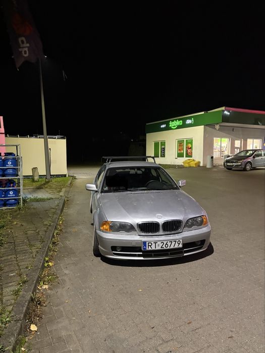 Bmw e46 coupe 323i