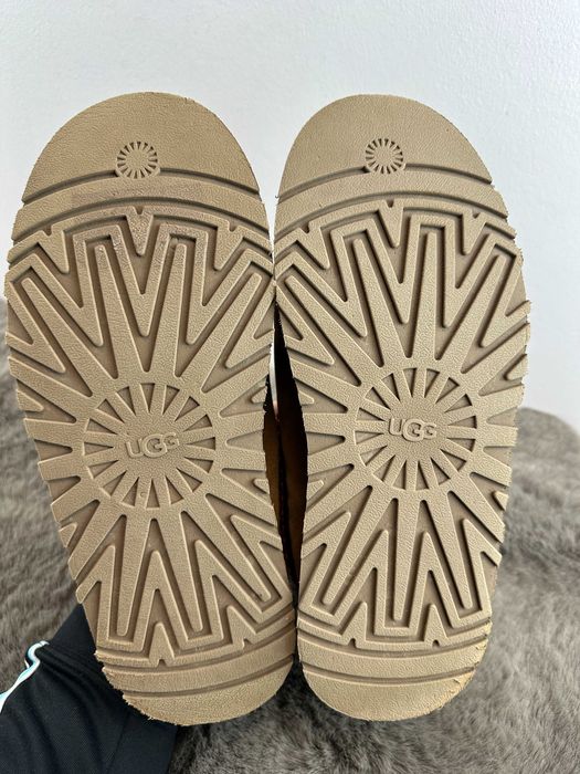 kapcie skórzane ugg tazz 2 39