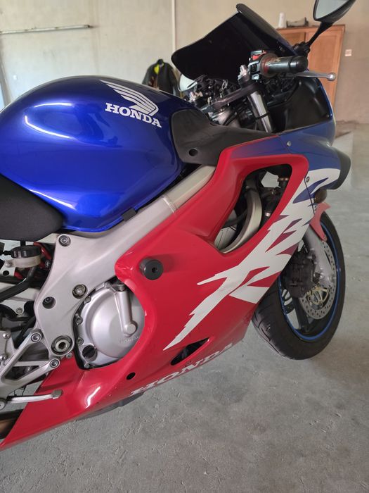 Vendo Cbr 609 f4