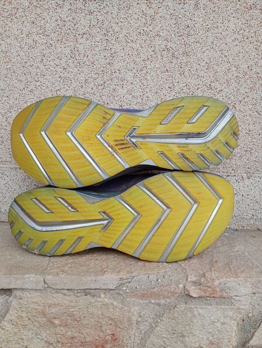 Кроссовки Brooks Levitate 2 45 / 46