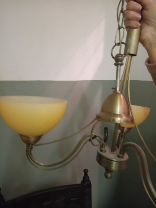 Dois candieiros de tecto
