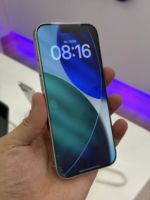 iPhone 16 Pro Max *GARANTIA*