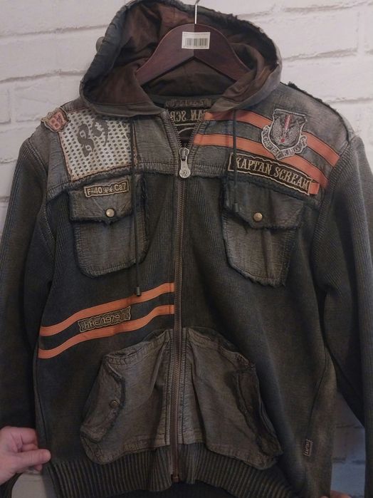 Кофта куртка чоловіча з написами і вишивками