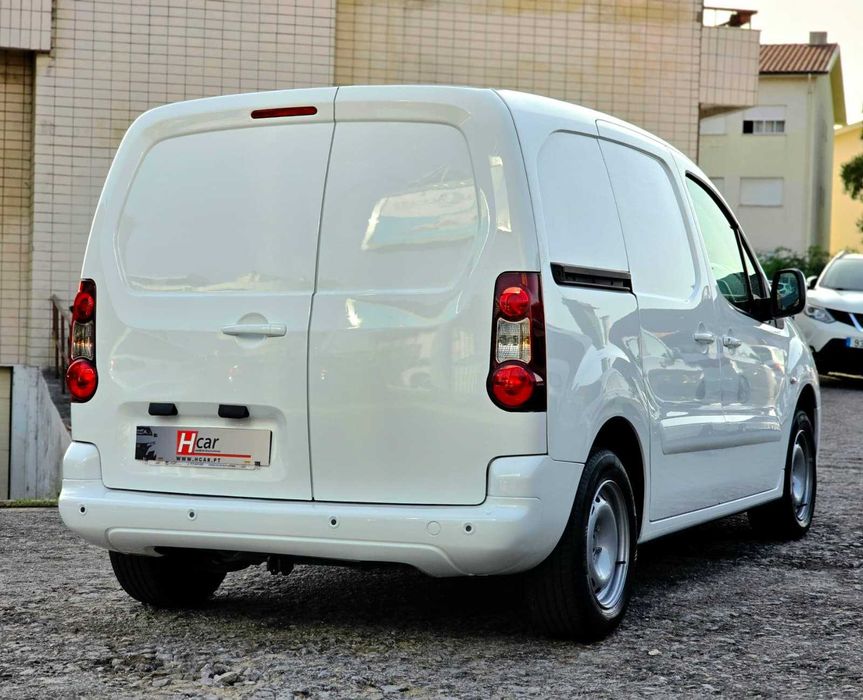 PEUGEOT PARTNER L1 1.6HDI 100CV "AUTOMÁTICA" "IVA DEDUTÍVEL" 3 LUGARES