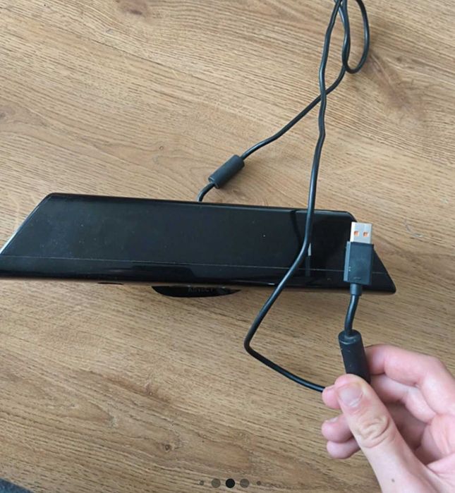 Xbox 360 +Kinect + pad