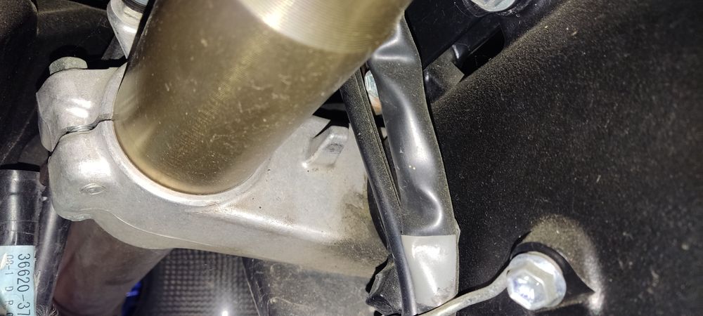 Suzuki GSX-R 600 750 K8 K9 lagi półki zawieszenie komplet