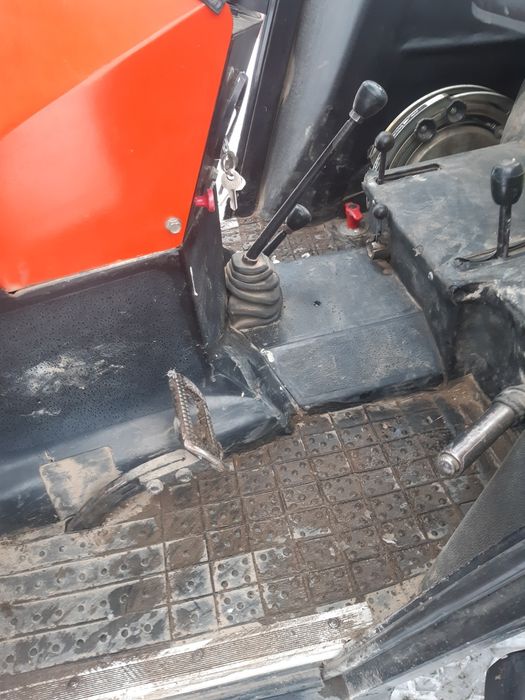 Sprzedam Ursusa 2812