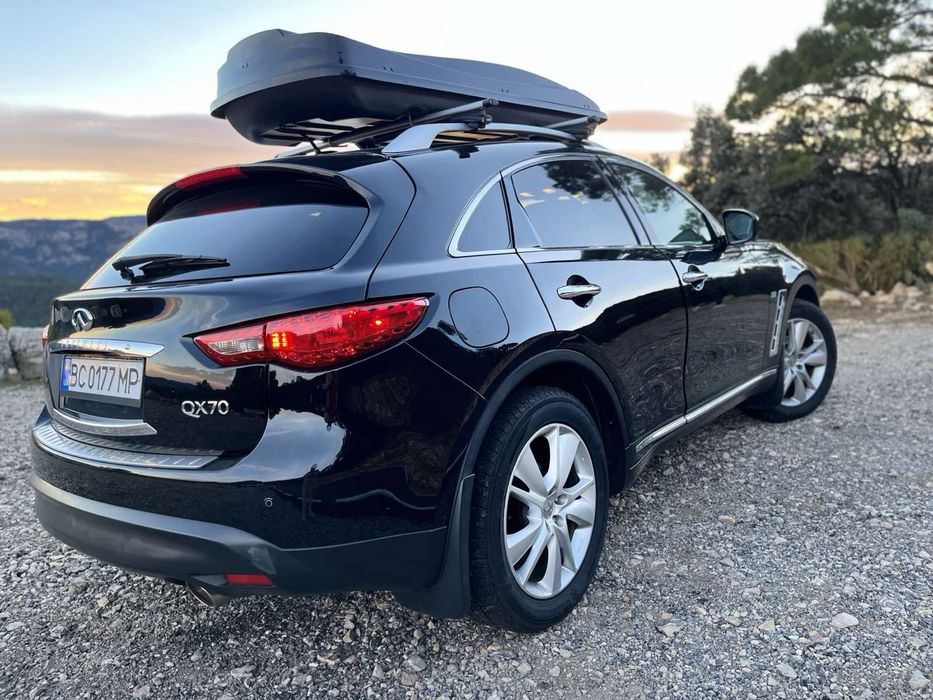 Продам Infiniti QX70