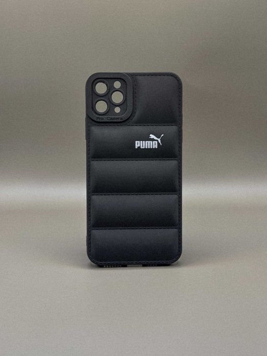 Силиконовый черный чехол пуховик Puffer The North Face на iPhone