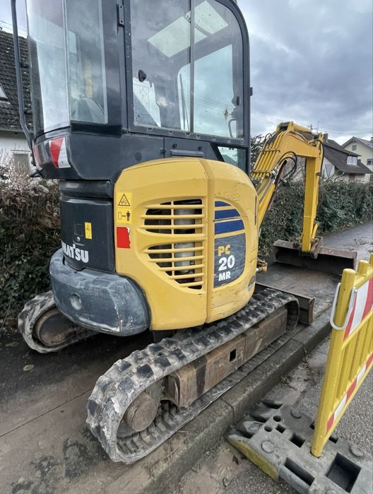 Transport sprzatanie piwnic minikoparka