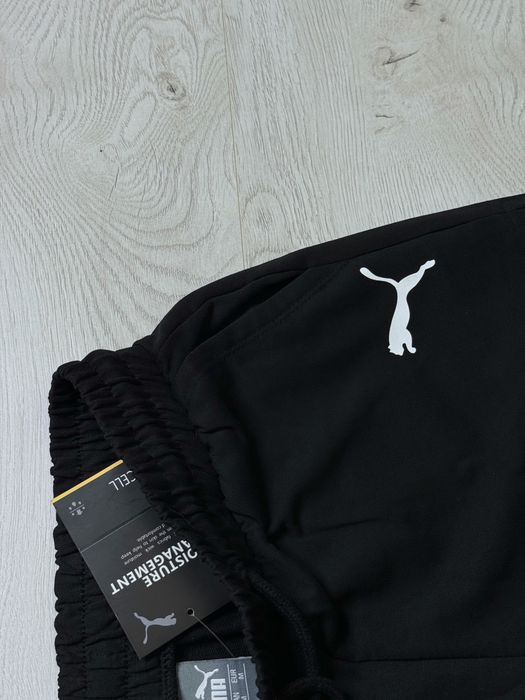 Жіночі шорти від Puma