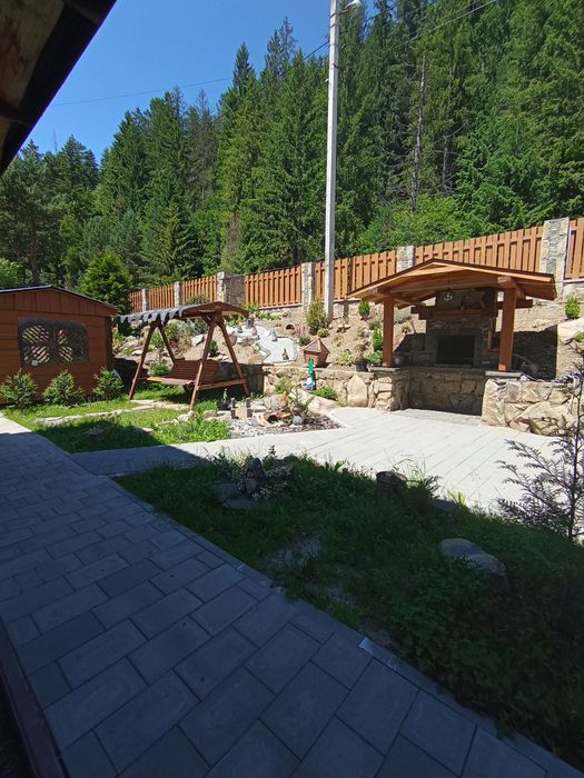 Оренда будиночків.Загальна кількість спальних місць 16-18.