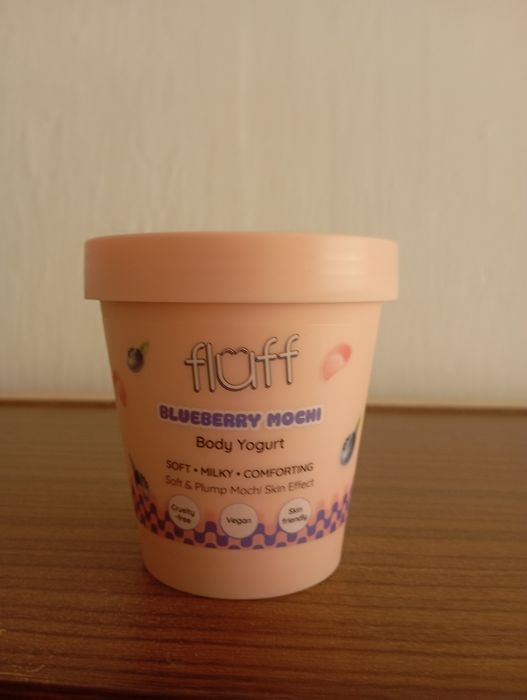 Balsam do ciała Fluff Blueberry Mochi nowy