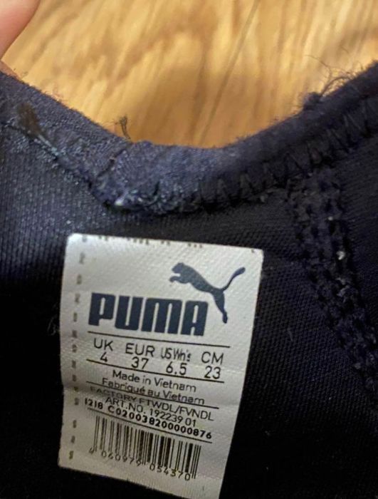 Ténis Puma pretos, n37