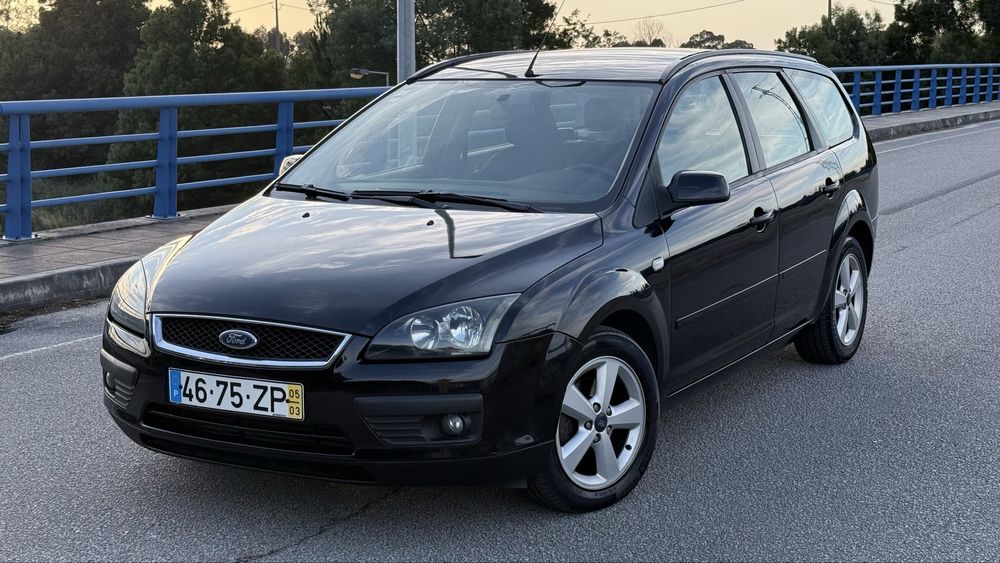 Ford Focus 1.6TDCi 110cv - Nacional - Muito Nova