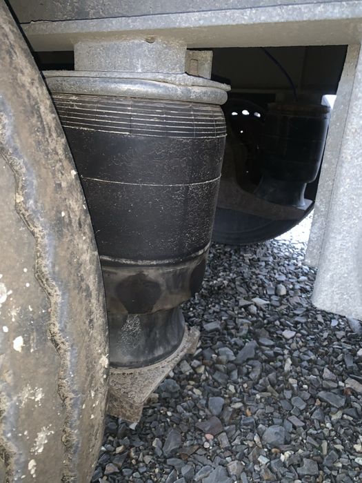 Напівпричіп тент Humbaur