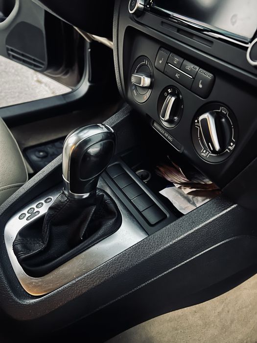 Volkswagen Jetta 2012 2.0TDI, в хорошем состоянии