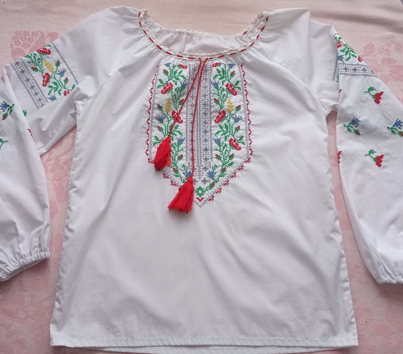 Вишиванка для дівчинки