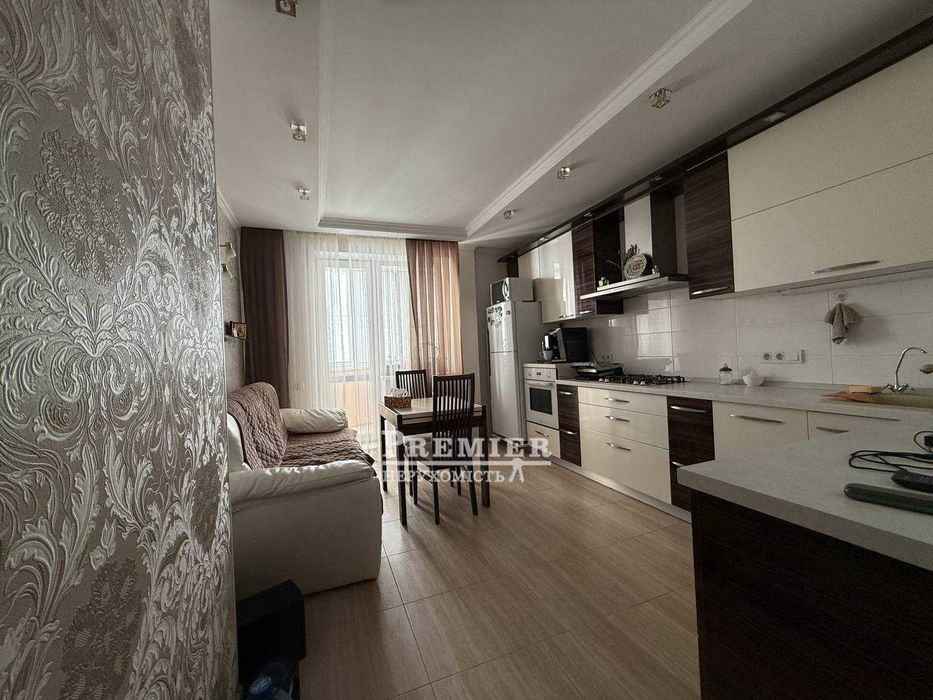 1-кімнатна квартира 48 м² з ремонтом у ЖК Вернісаж, меблі та техніка