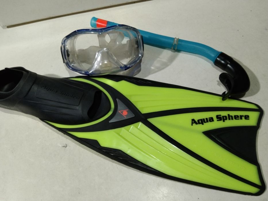 Płetwy do pływania AQUA  rozmiar 38/39;; Super stan