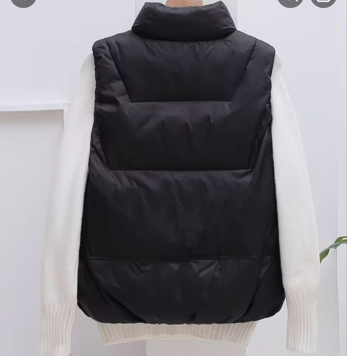 Жилетка жіноча безрукавка