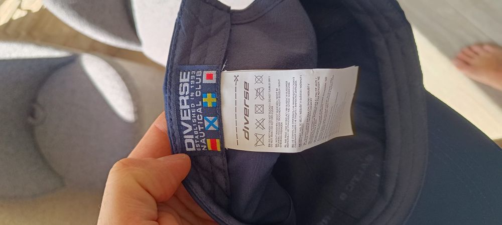 Czapeczka z daszkiem męska