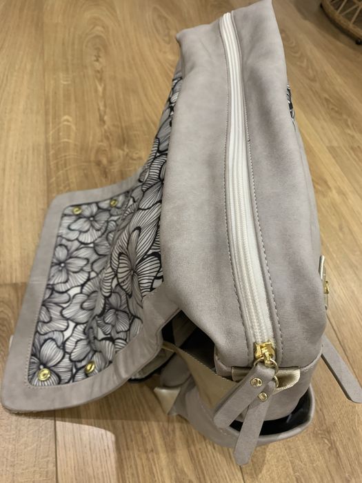 Mochila Maternidade Boxy da Petunia