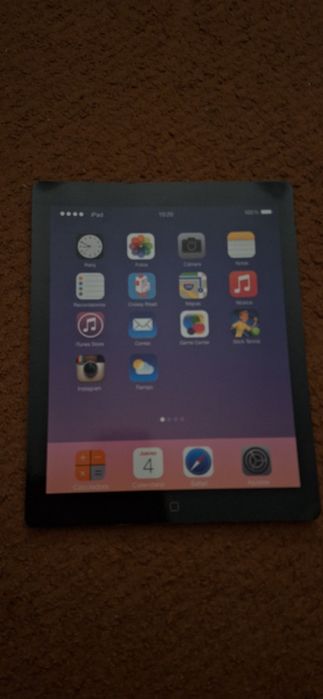 Caderno pautado em forma de tablet