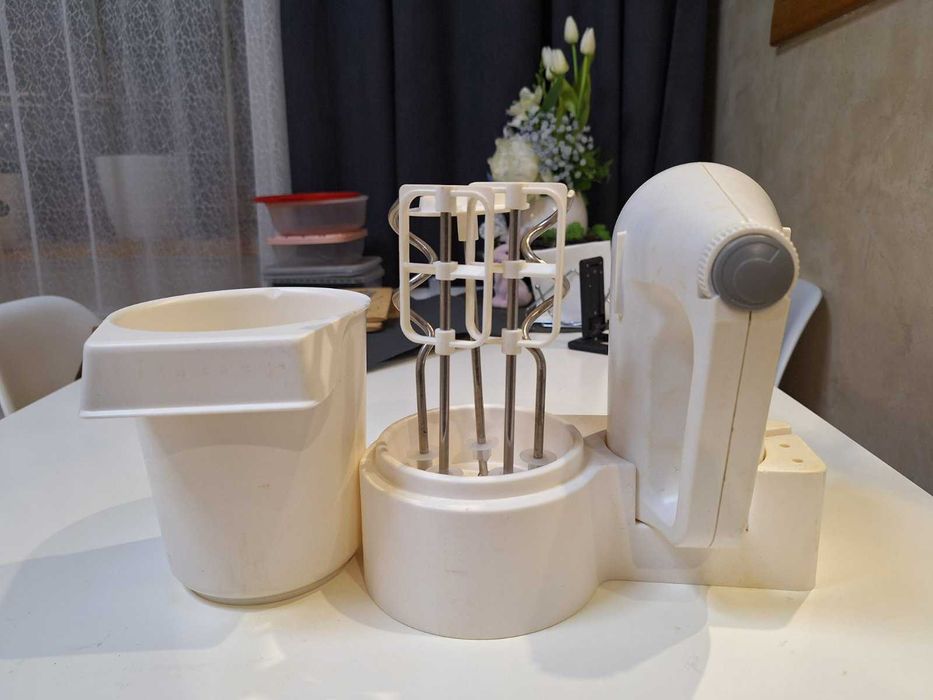 Продам Міксер "Хортиця" СРСР. Новий, але не працює.