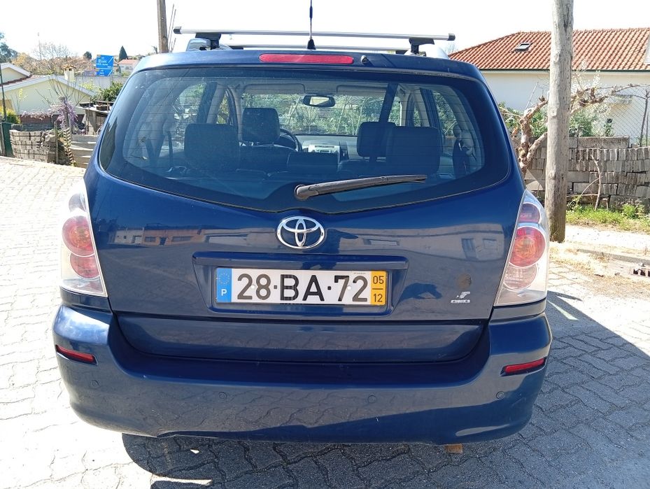 Toyota Corolla Verso — fotografia 4