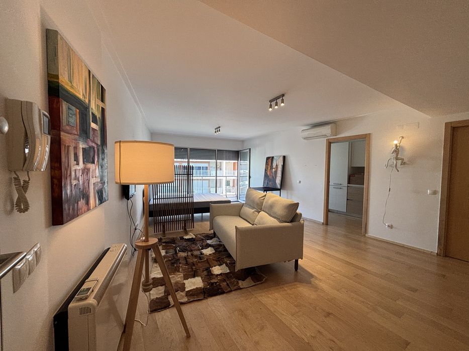 T0 em condominio Metrocity