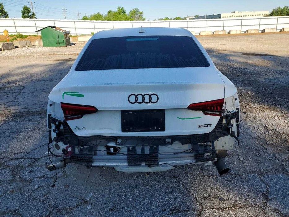 Audi A4 Premium Plus 2017 /