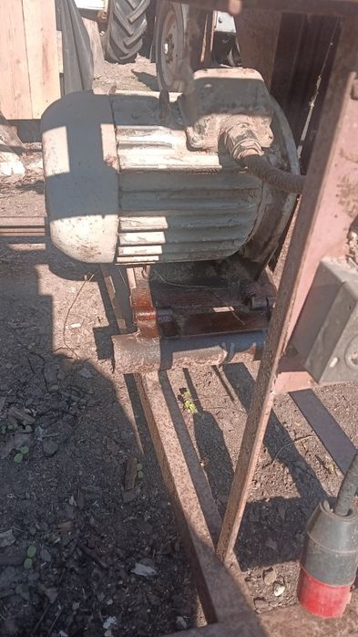 Sprzedam piłe do drewna lub metalu