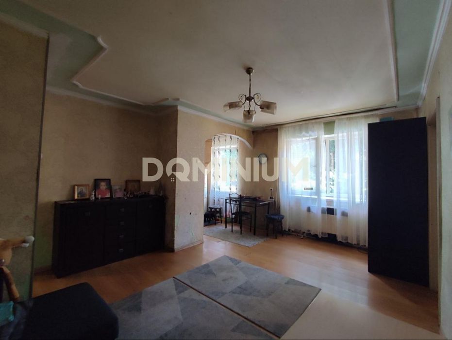 Продається квартира в центрі Хуста