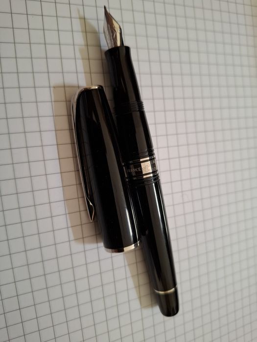 Pióro wieczne Waterman Charleston czarne z chromowymi wstawkami